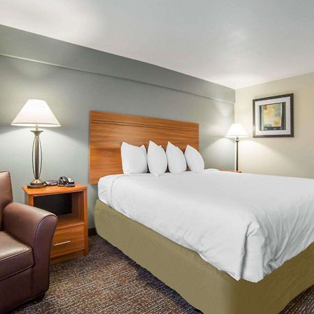 Quality Inn Gillette I-90 East Exterior foto